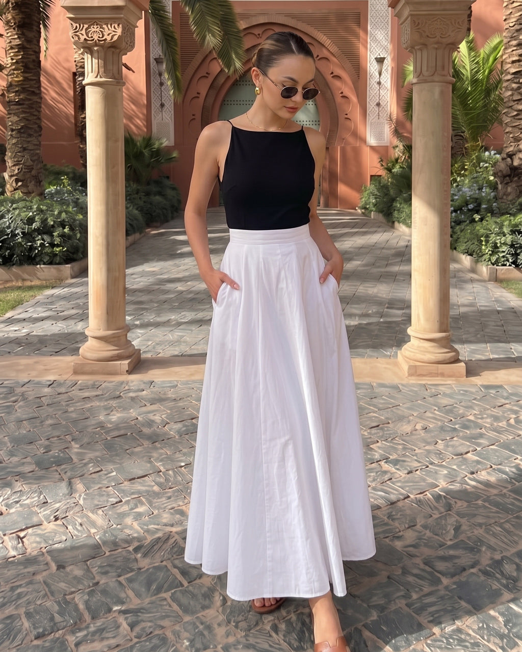 Jupe longue blanche taille haute fluide – Élégance minimaliste
